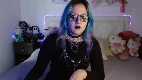    online show from November 30, 5:17 pm