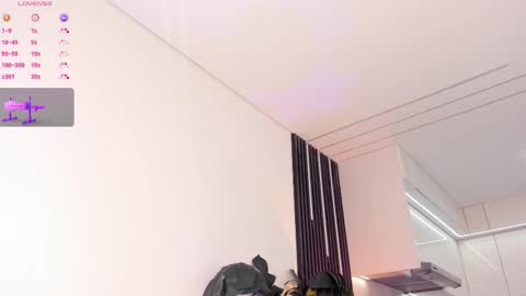 daicell juliana online show from September 12, 4:01 am