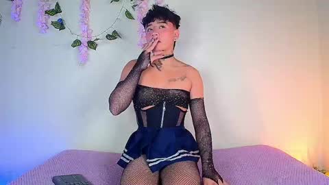 Snapshot of daimond_cooper chatting on June 1, 6:09 pm daimond cooper online show from June 1, 6:09 pm
