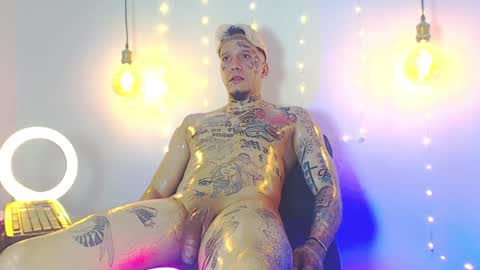 Snapshot of daimond_hope666 chatting on January 26, 8:23 pm Daimond hope666 online show from January 26, 8:23 pm