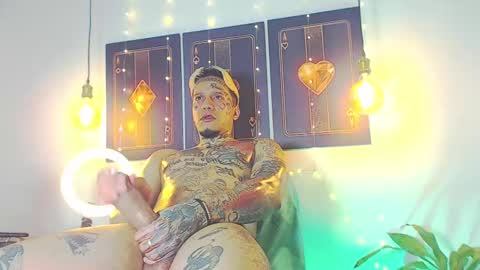 Snapshot of daimond_hope666 chatting on February 12, 5:05 am Daimond hope666 online show from February 12, 5:05 am