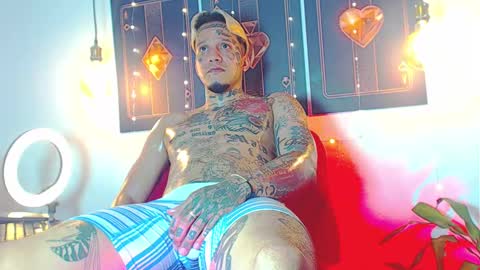 Snapshot of daimond_hope666 chatting on February 19, 9:25 pm Daimond hope666 online show from February 19, 9:25 pm