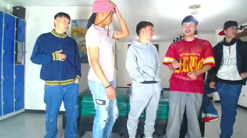 daiquirie online show from April 21, 1:17 pm