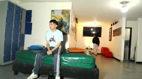 daiquirie online show from April 26, 1:31 pm