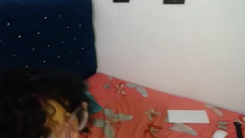 Snapshot of daisha_becker chatting on December 22, 9:09 pm daisha_becker online show from December 22, 9:09 pm