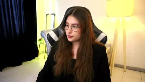 Snapshot of daisha_riley chatting on September 20, 1:23 pm Lauren online show from September 20, 1:23 pm