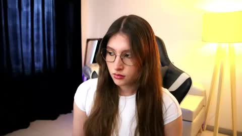 Snapshot of daisha_riley chatting on September 23, 1:36 pm Lauren online show from September 23, 1:36 pm