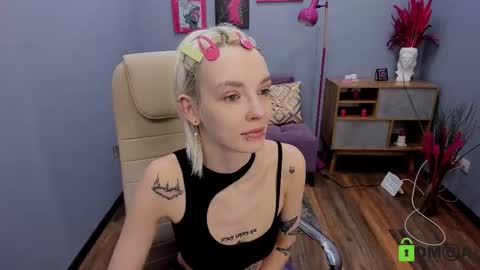 daisy__sweet online show from February 17, 10:12 am