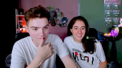 Snapshot of daisy_baby_ chatting on September 19, 7:47 pm daisy online show from September 19, 7:47 pm