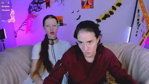 Snapshot of daisy_baby_ chatting on October 29, 8:21 pm daisy online show from October 29, 8:21 pm