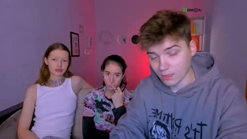 Snapshot of daisy_baby_ chatting on November 15, 8:16 pm daisy online show from November 15, 8:16 pm