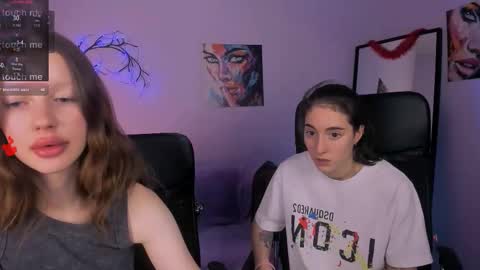 Snapshot of daisy_baby_ chatting on November 27, 8:33 pm daisy online show from November 27, 8:33 pm