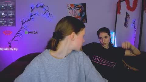 Snapshot of daisy_baby_ chatting on December 5, 8:05 pm daisy online show from December 5, 8:05 pm