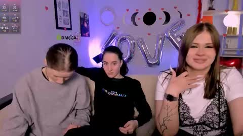 daisy online show from February 13, 8:16 pm