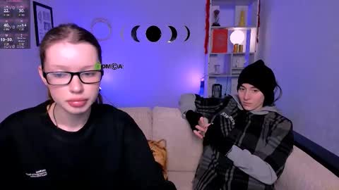 daisy online show from February 28, 8:10 pm