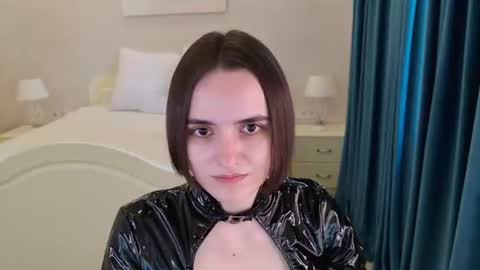 Snapshot of daisy_heart chatting on July 7, 8:07 am Daisy online show from July 7, 8:07 am