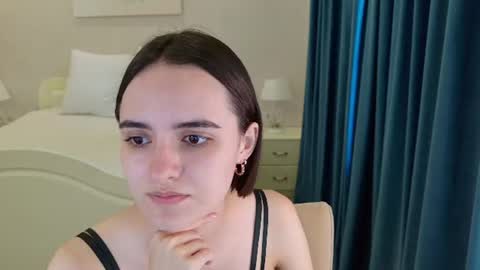 Snapshot of daisy_heart chatting on July 8, 4:17 am Daisy online show from July 8, 4:17 am