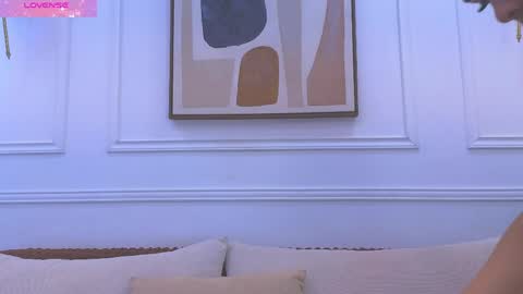 Daisy Price online show from April 6, 10:38 am