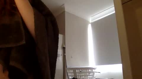 Daisy online show from May 22, 3:57 am
