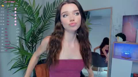 Naomi online show from February 9, 8:02 pm