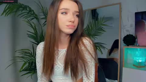 Naomi online show from February 15, 8:11 pm