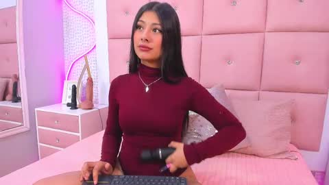 Mariana online show from November 5, 12:05 pm