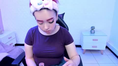 Snapshot of dakkotta_ chatting on November 12, 2:17 pm Dakkotta online show from November 12, 2:17 pm