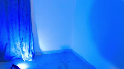 VALENTINA  online show from November 20, 7:52 am