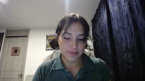 Snapshot of dakota01_ chatting on January 18, 2:58 am IG  dakotasofiaa online show from January 18, 2:58 am