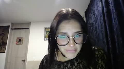 Snapshot of dakota01_ chatting on February 5, 5:09 am IG  dakotasofiaa online show from February 5, 5:09 am