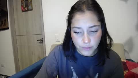 Snapshot of dakota01_ chatting on February 12, 2:45 am IG  dakotasofiaa online show from February 12, 2:45 am