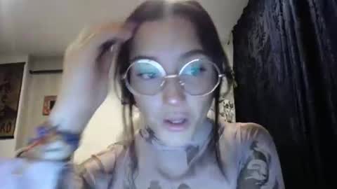 Snapshot of dakota01_ chatting on February 14, 1:34 am IG  dakotasofiaa online show from February 14, 1:34 am