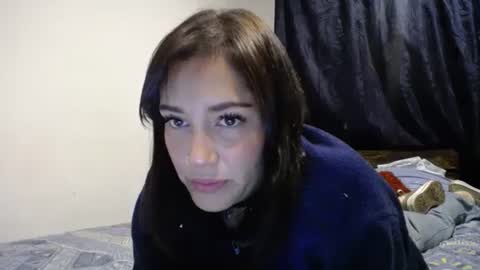 Snapshot of dakota01_ chatting on March 6, 12:43 am IG  dakotasofiaa online show from March 6, 12:43 am