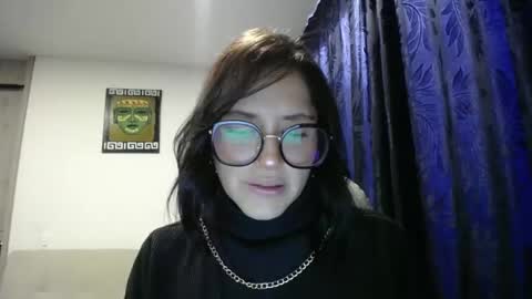 Snapshot of dakota01_ chatting on March 9, 11:25 am IG  dakotasofiaa online show from March 9, 11:25 am