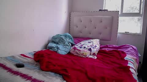 Dakota and Aron online show from December 16, 8:58 pm