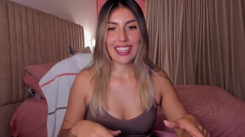 Snapshot of dakota_clark chatting on March 7, 1:31 am Helloo HAPPY NEW YEAR Ill be back soon online show from March 7, 1:31 am