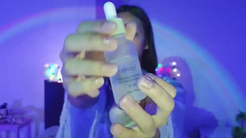 Dakota-Dolls online show from November 14, 5:33 pm