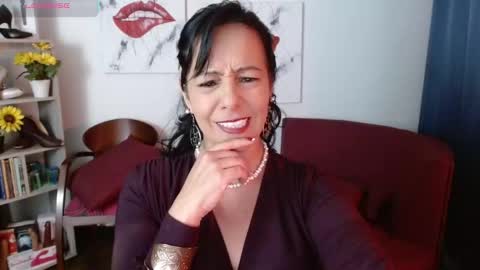 Snapshot of dakota_jobs chatting on November 14, 9:46 pm Dakota Jobs online show from November 14, 9:46 pm