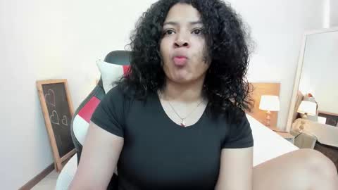 dakota_mars online show from November 29, 8:23 pm