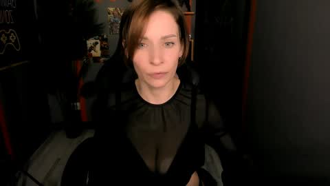 Dakota online show from April 27, 5:27 am