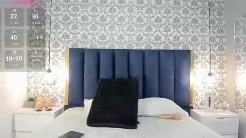 Snapshot of dakotaa_fire chatting on July 3, 7:53 pm dakotaa online show from July 3, 7:53 pm