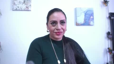 Snapshot of dakotaagray chatting on November 23, 3:12 pm Dakotaagray online show from November 23, 3:12 pm