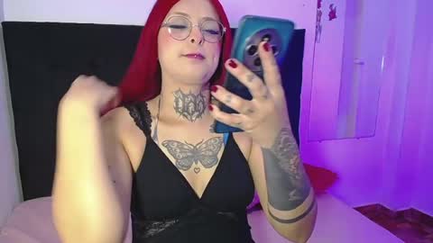 Daakota  online show from April 2, 12:03 pm