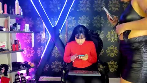  dakotha      online show from February 24, 3:26 am