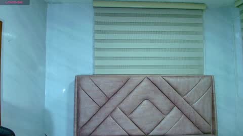 Snapshot of dakotha_v chatting on January 17, 3:12 am Dakotha online show from January 17, 3:12 am