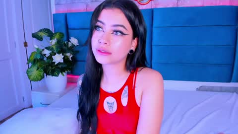   online show from February 5, 5:20 pm