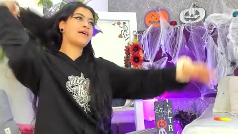   online show from October 16, 5:19 am