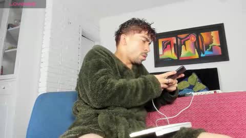     online show from October 5, 10:07 pm