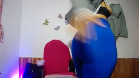 daleska_delicious1 online show from March 7, 7:49 pm