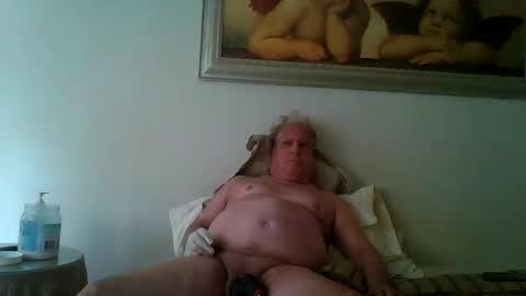 Snapshot of dalfun chatting on March 9, 8:21 pm dalfun online show from March 9, 8:21 pm